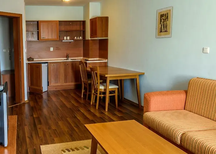 Evergreen Aparthotel